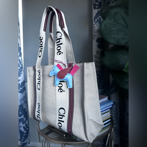 Chloè Medium Tote Bag Woody Canvas - Picture 2 of 9